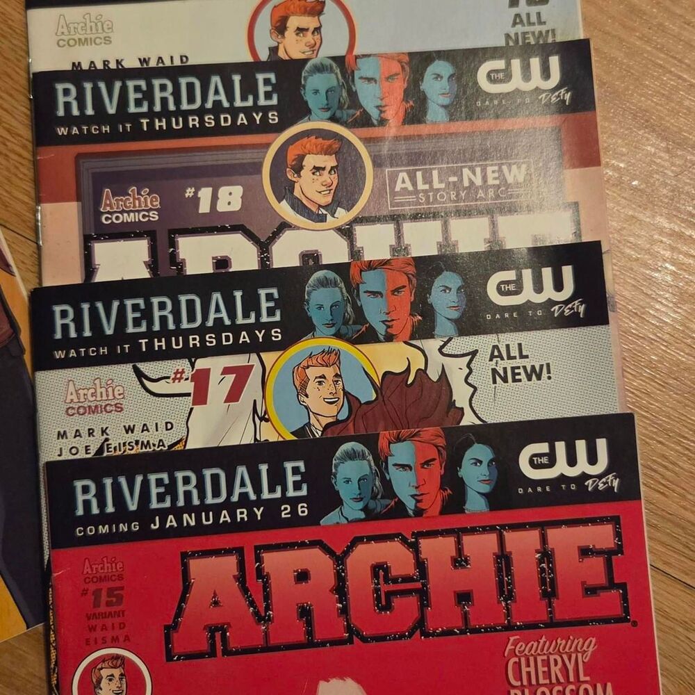 Magazines - Picture 5 of 7